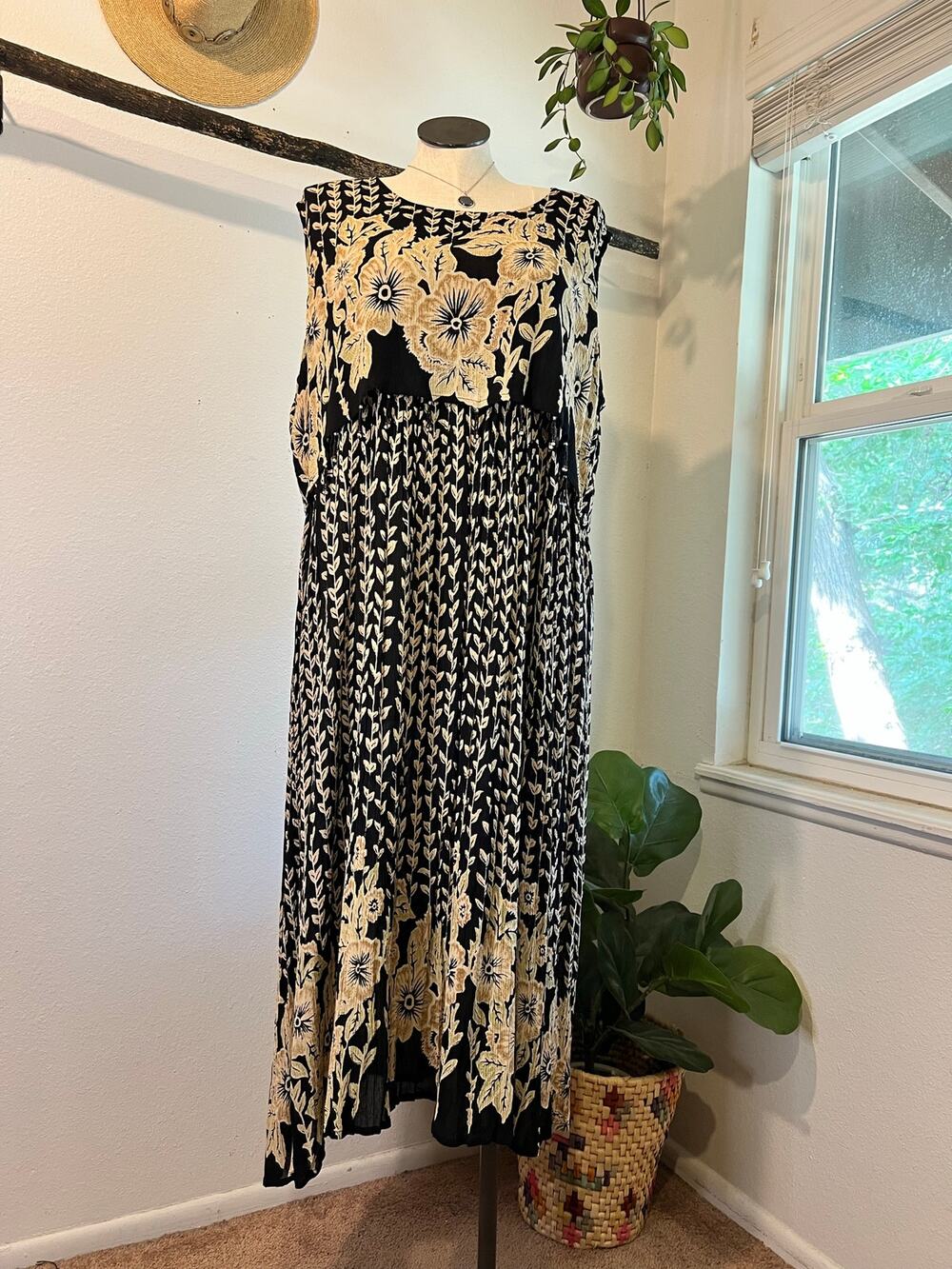 M.P.H. Vintage 90s Black Floral Beaded Sleeveless Maxi Dress Size 2X